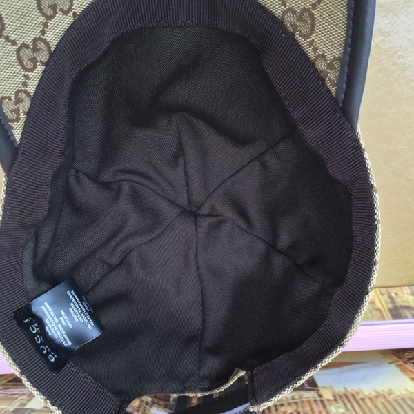 ブランド帽子角部分ディテール